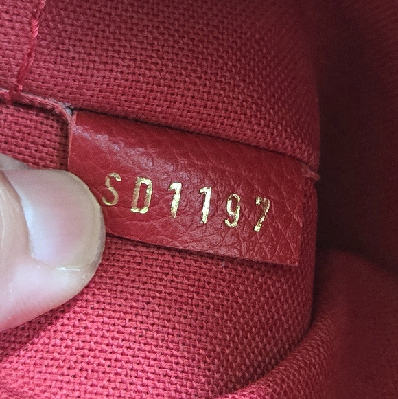 Louis Vuitton Pallas Clutch In Monogram Cerise❤️ - Picture 12 of 16